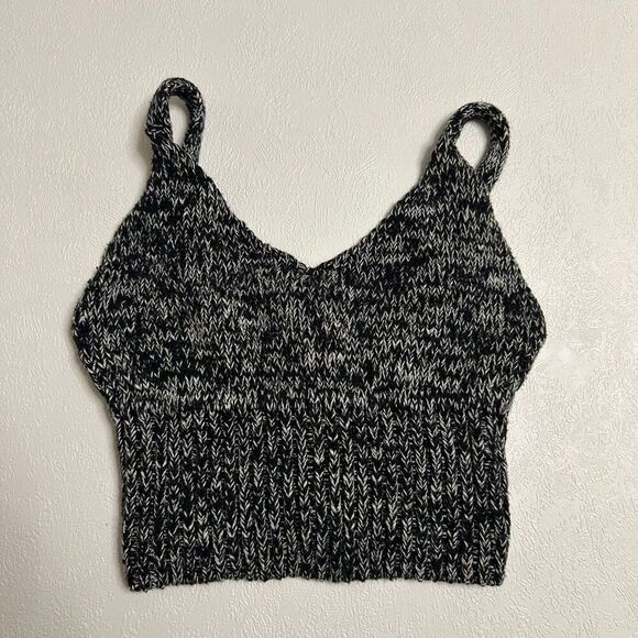 Pins and Needles Black White Knit Crop Top Sweater Tank Size Small - Picture 1 of 5